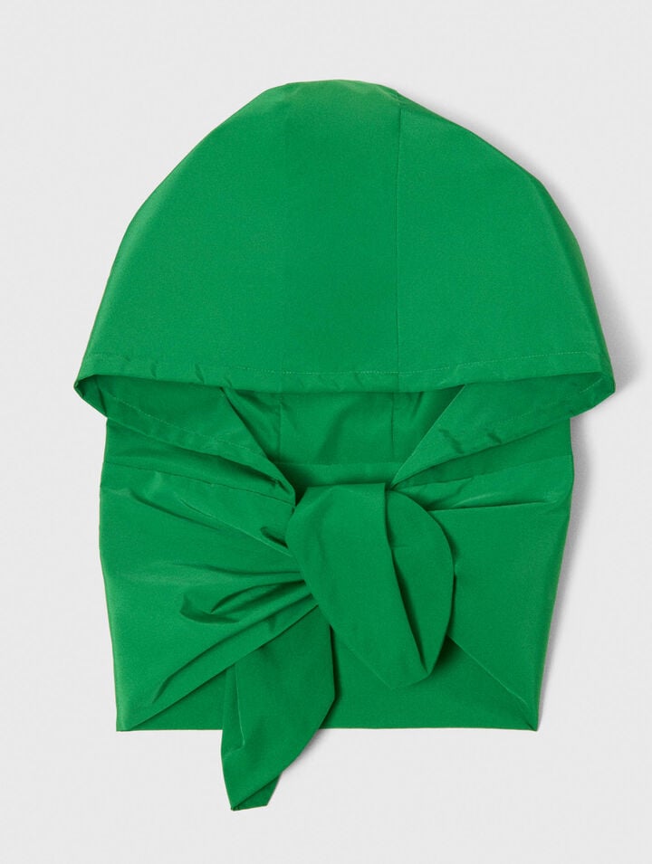 Capuche imperm&eacute;able &agrave; nouer