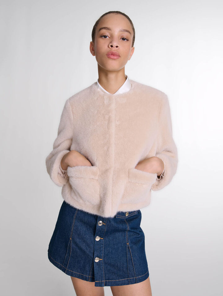 Veste courte en fausse fourrure