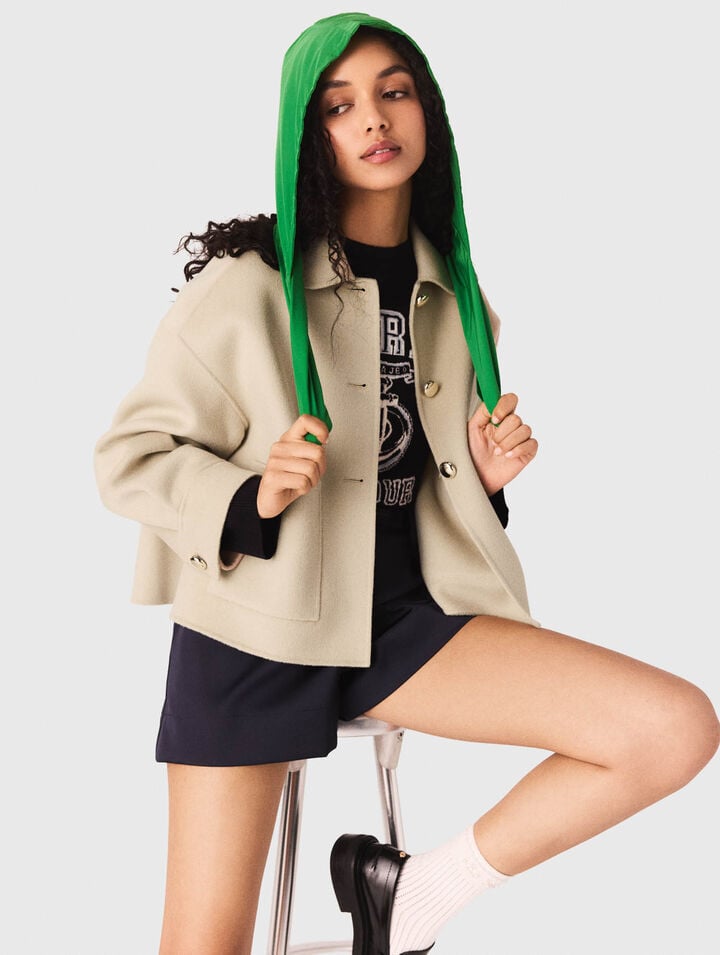 Capuche imperm&eacute;able &agrave; nouer