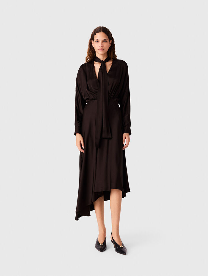 Robe midi asym&eacute;trique en satin