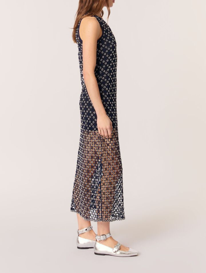 Robe longue en crochet avec perles