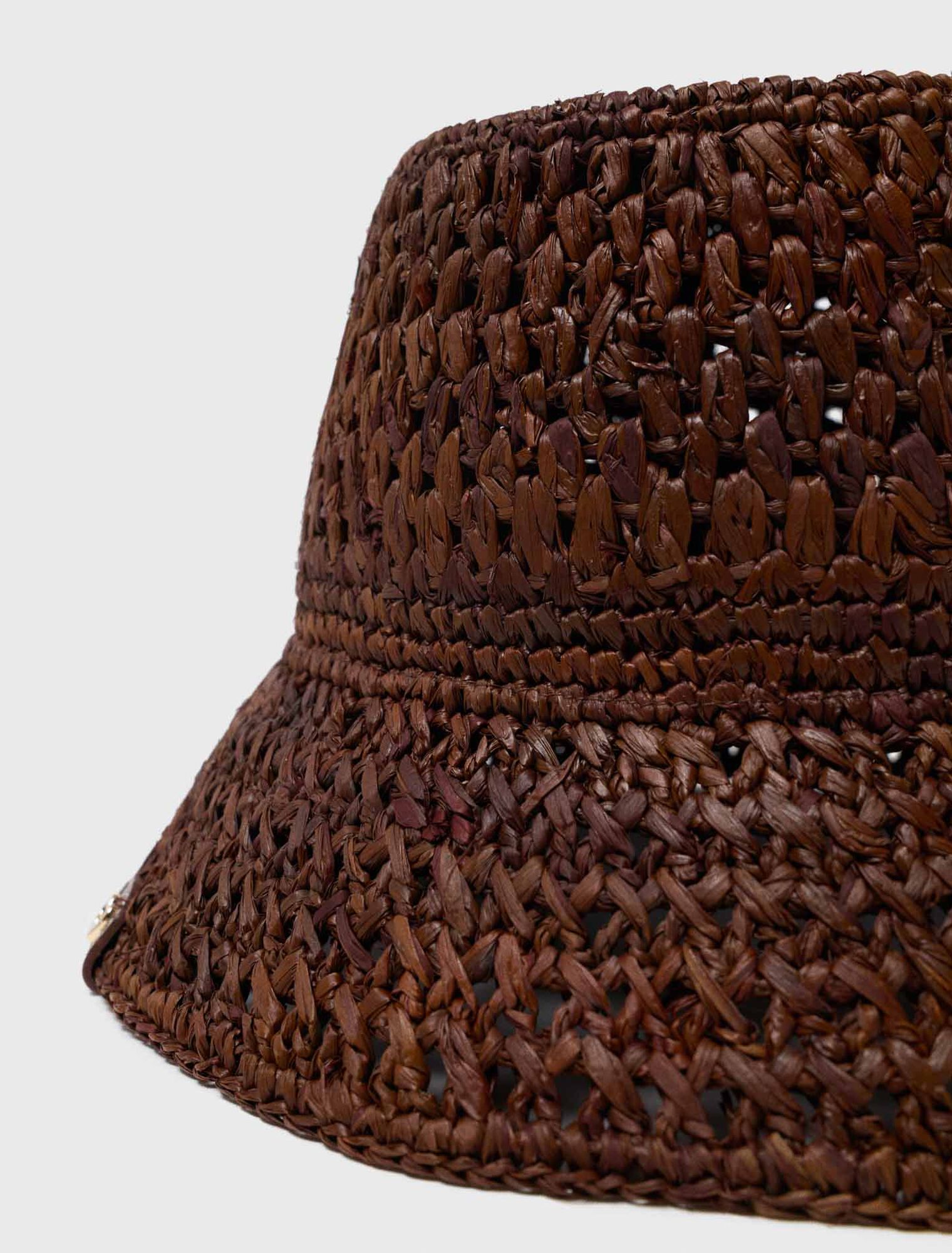 Crochet raffia bucket hat