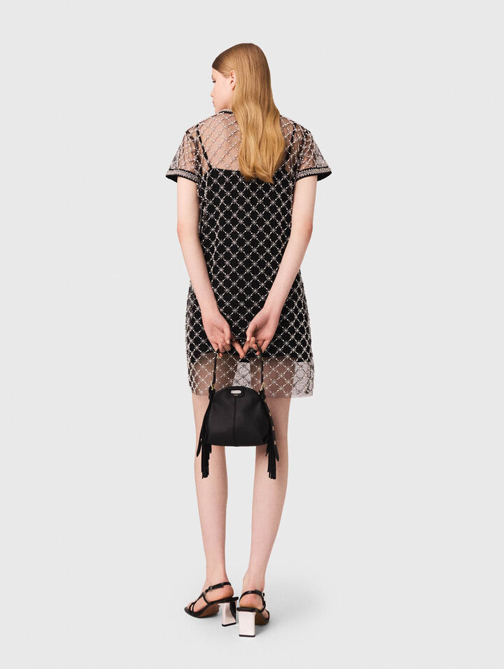 Robe courte en tulle brodé