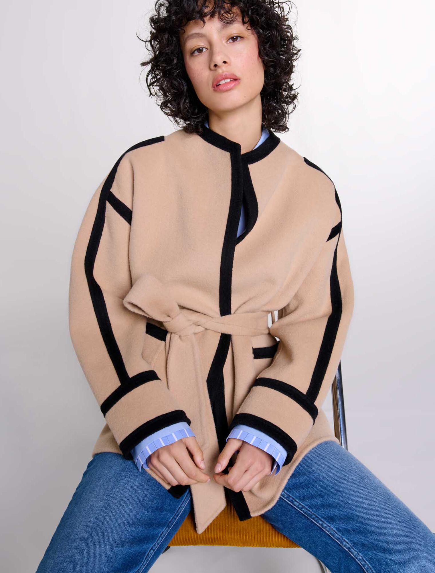 Manteau court bicolore