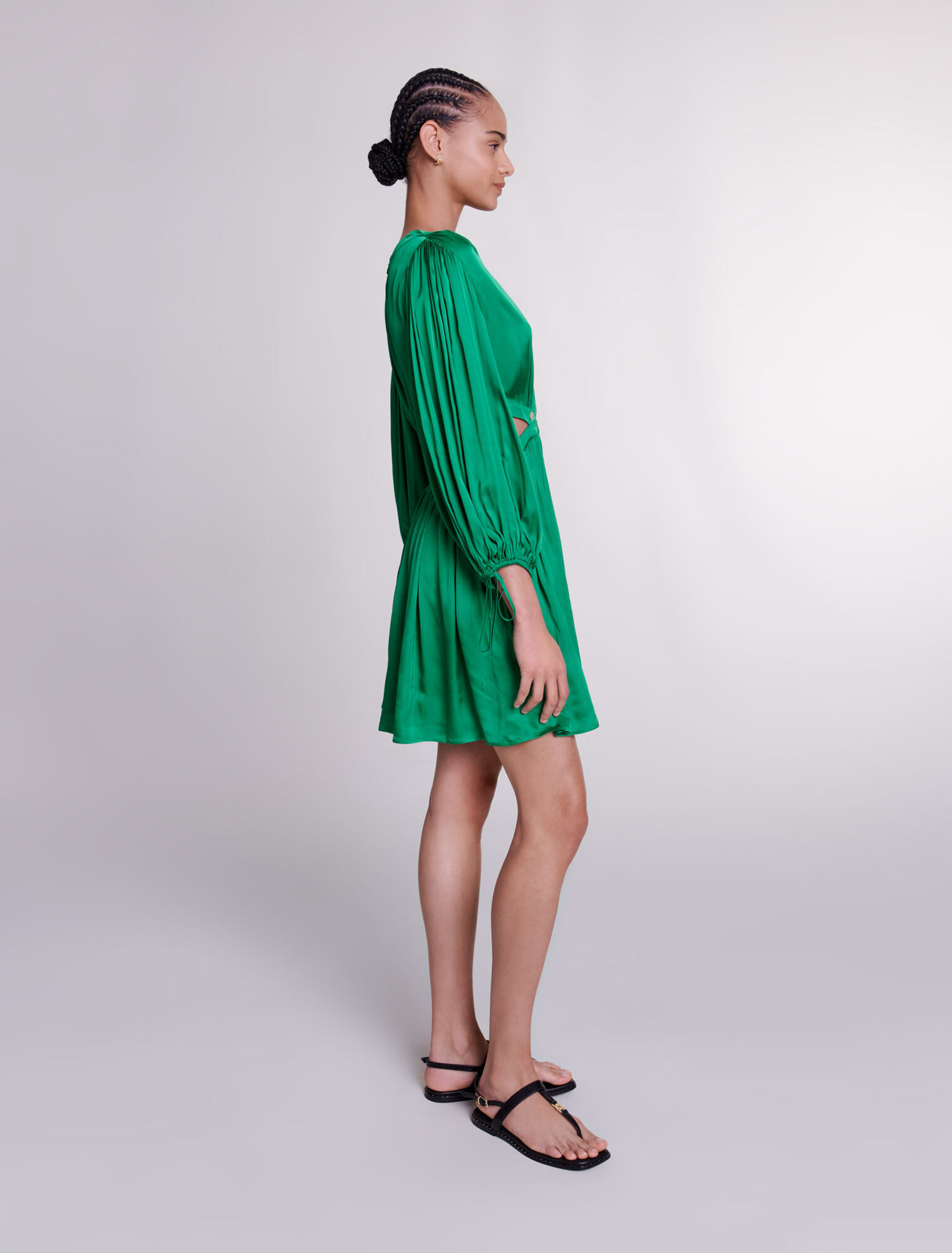Robe courte satinée