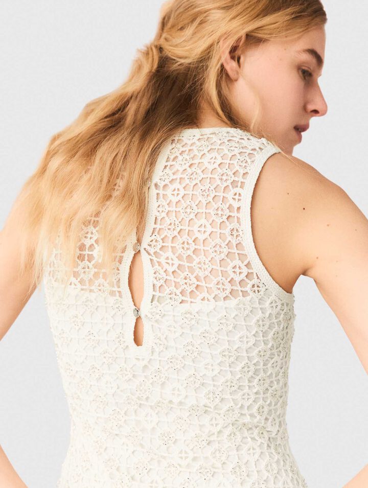 Robe longue en crochet et strass