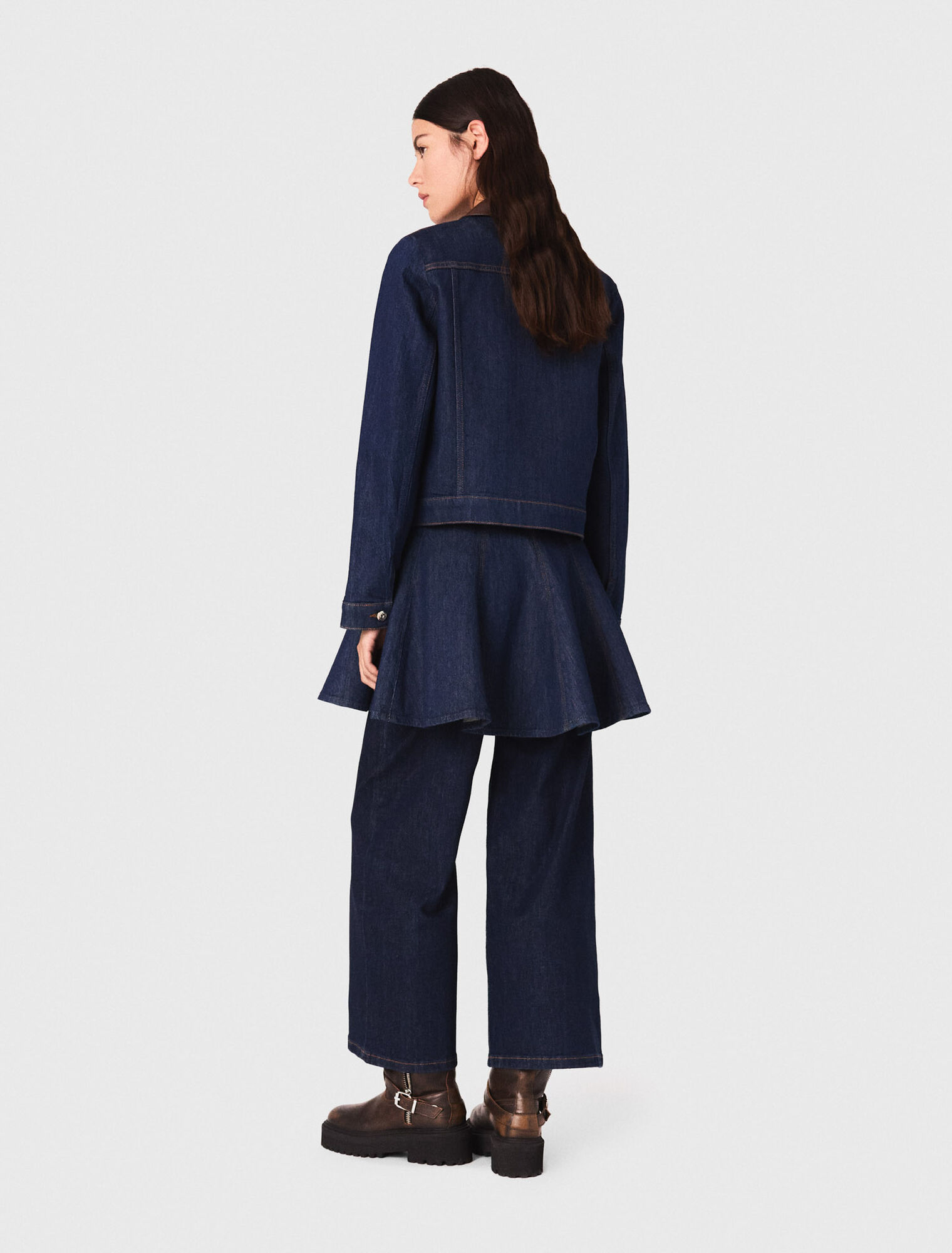 Veste en denim et col en faux cuir