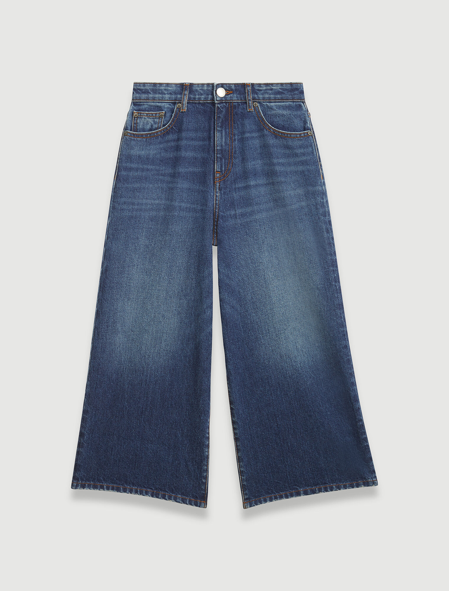 Bermuda-style jeans