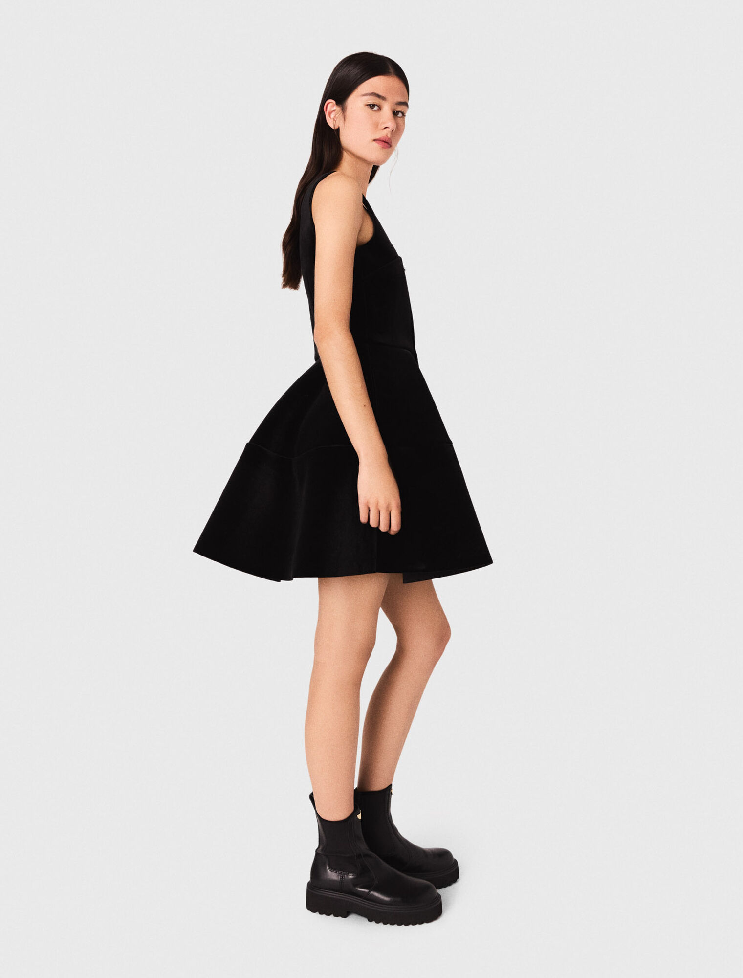 Robe courte patineuse en velours