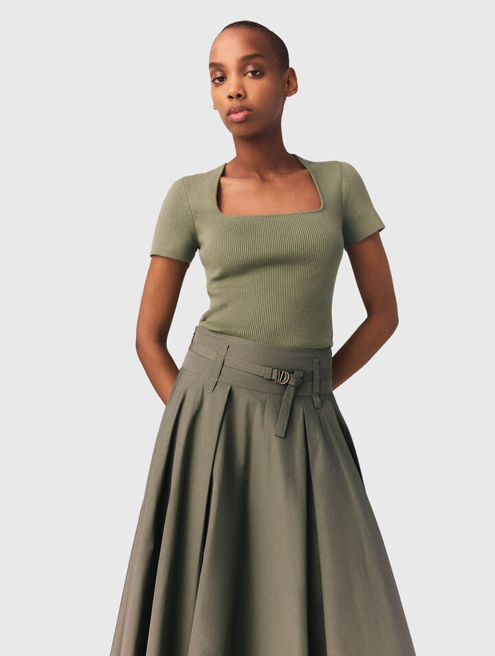 Pull cotel&eacute;e &agrave; encolure carr&eacute;e