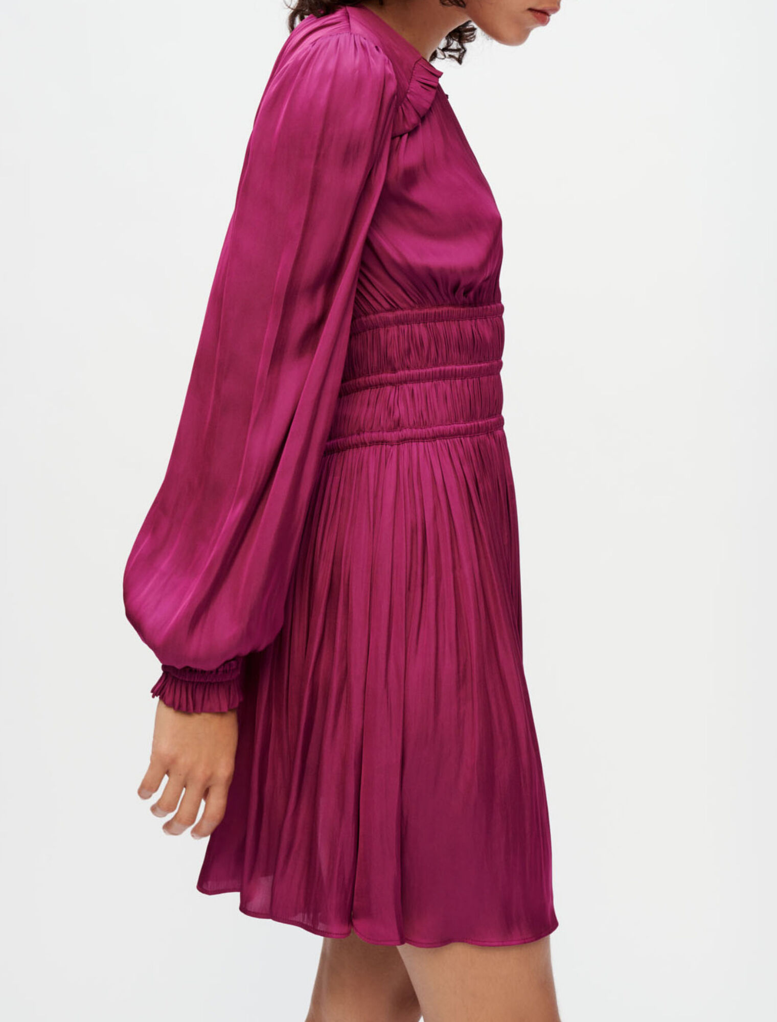 Robe en satin fluide