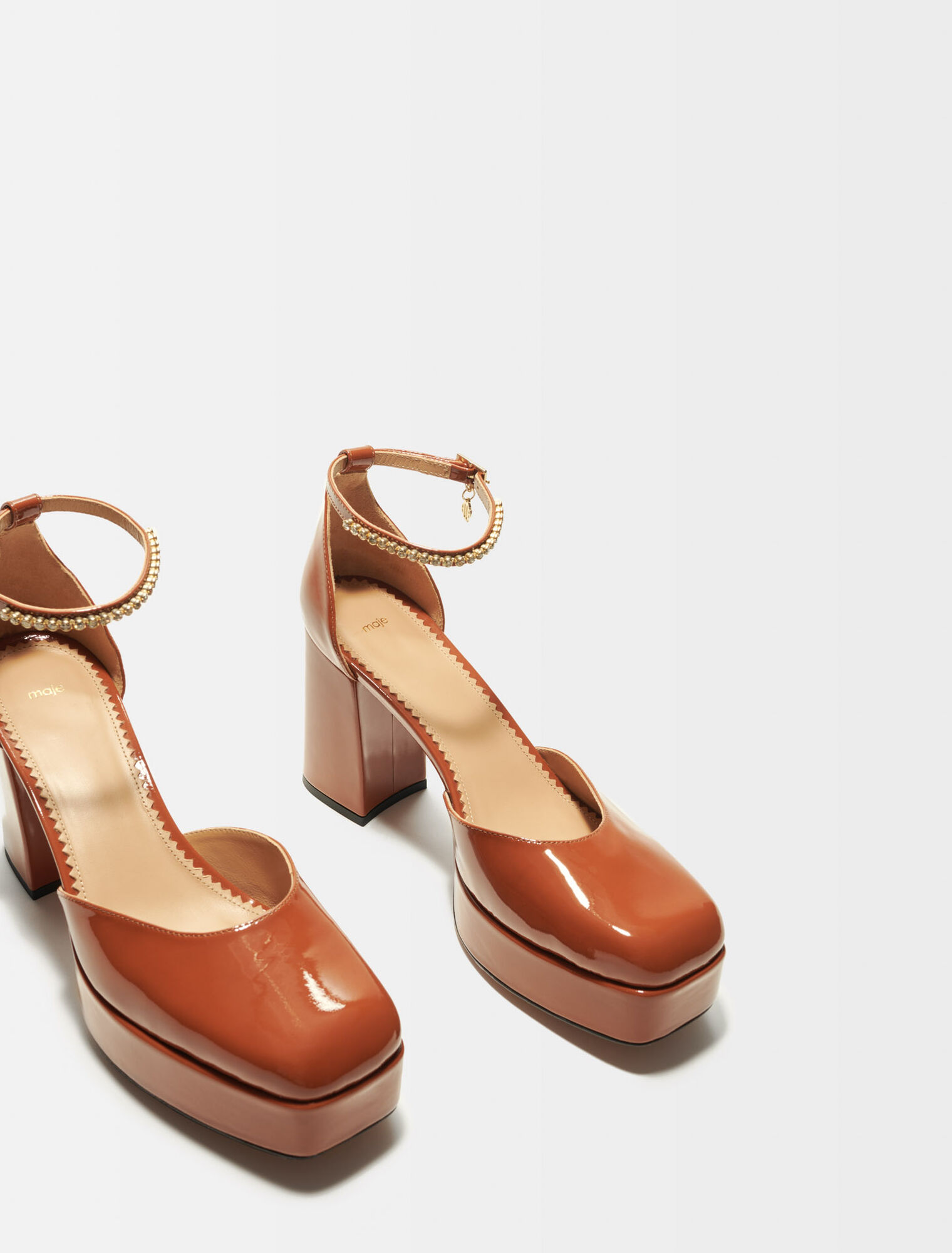 Patent platform pumps