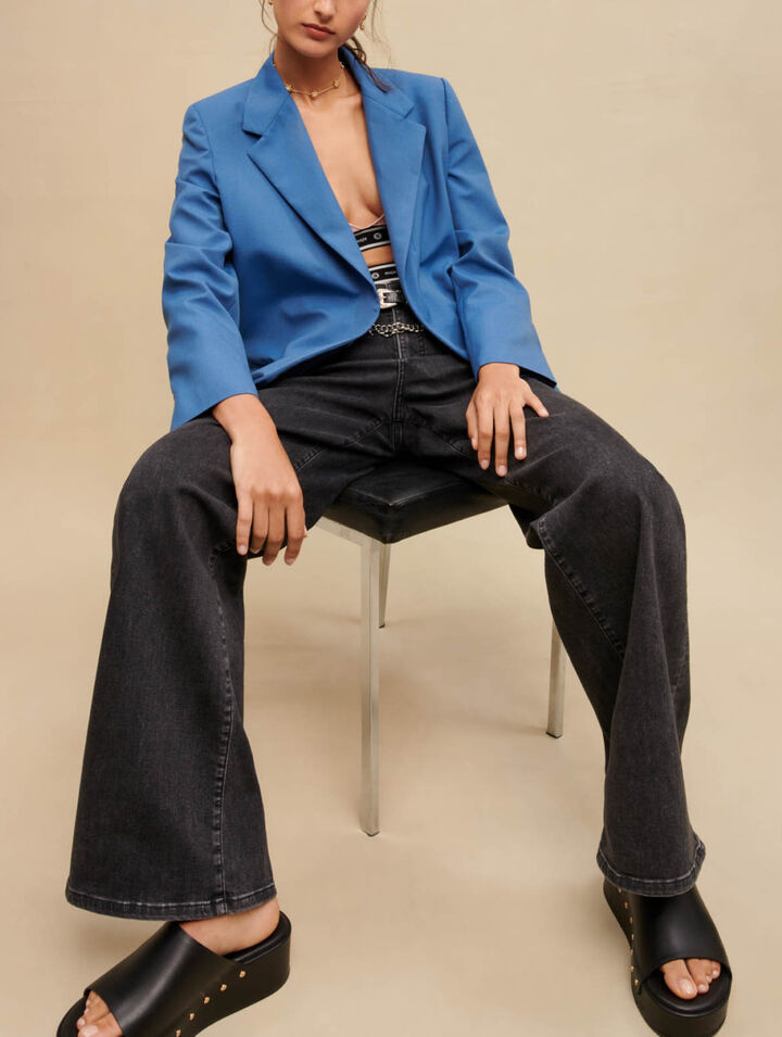 Straight blue suit jacket
