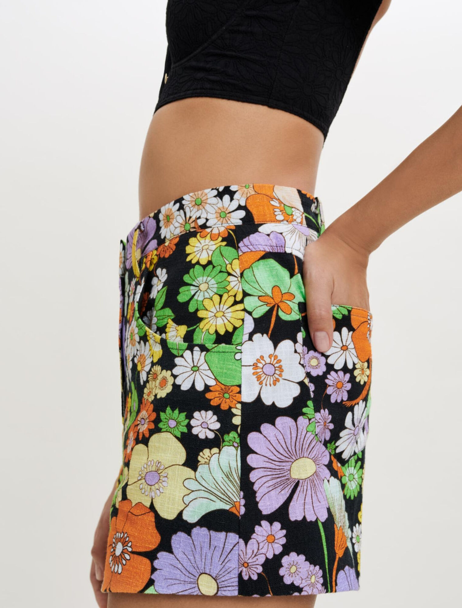 70's floral print shorts