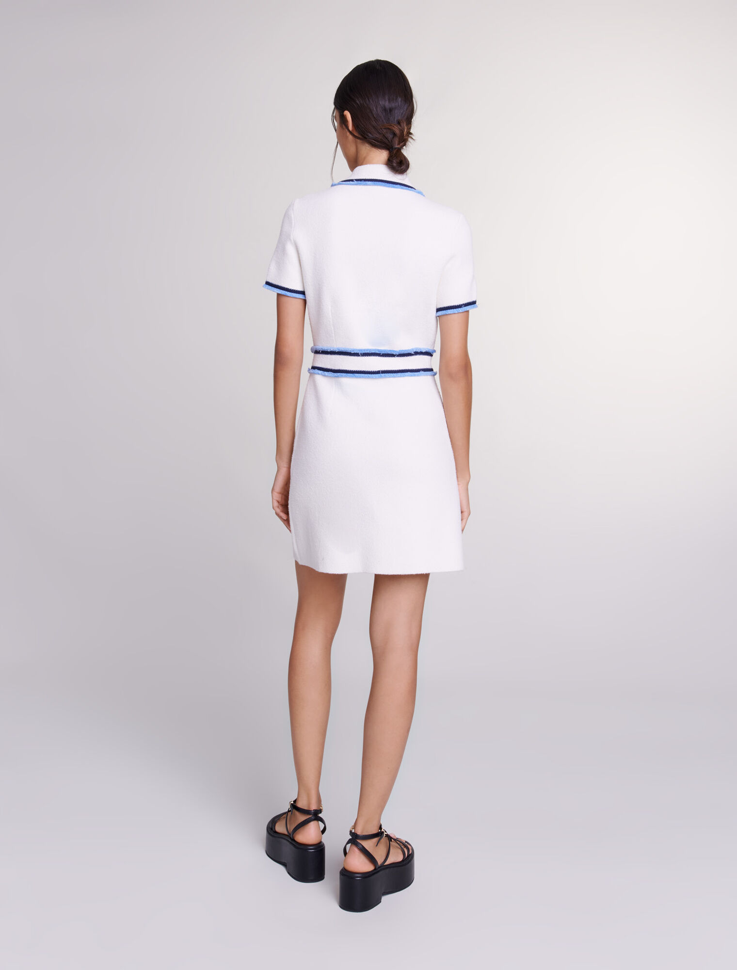 Robe courte en maille bouclette