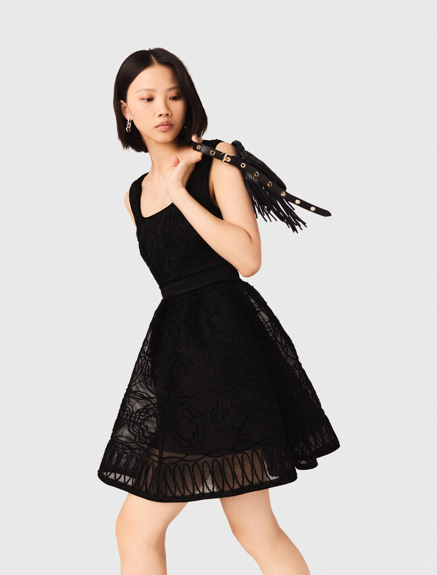 Robe courte brod&eacute;e