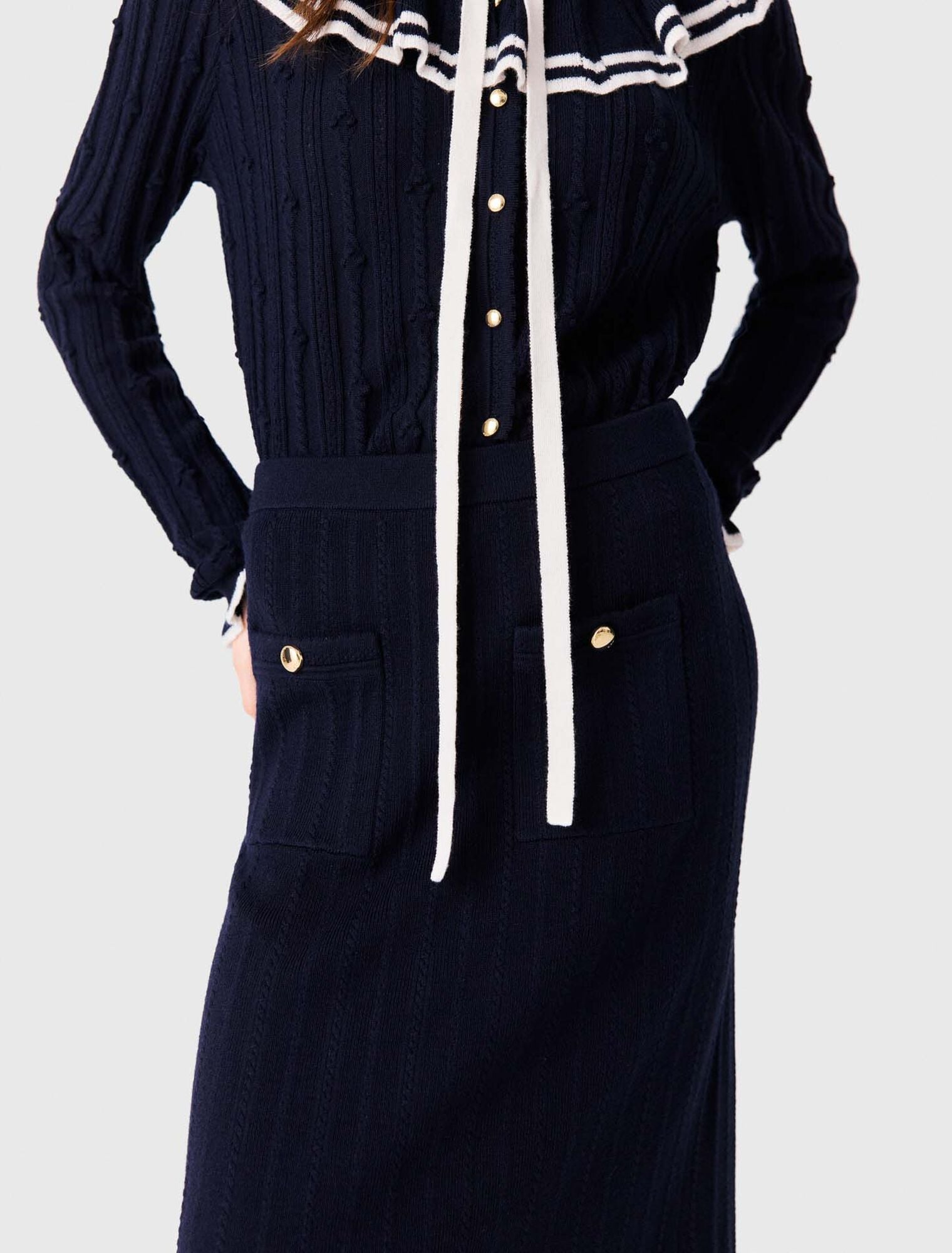 Knit pencil skirt with pockets