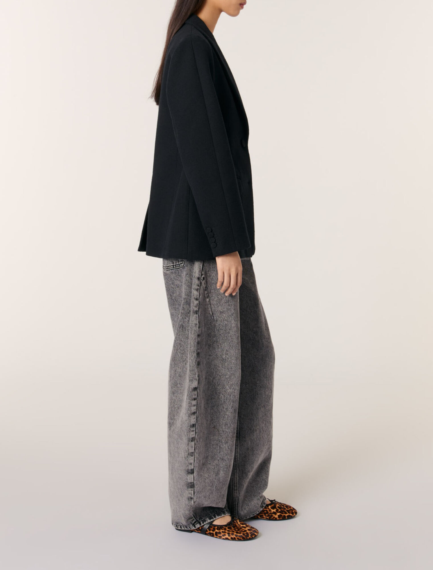 Slim-fit suit jacket