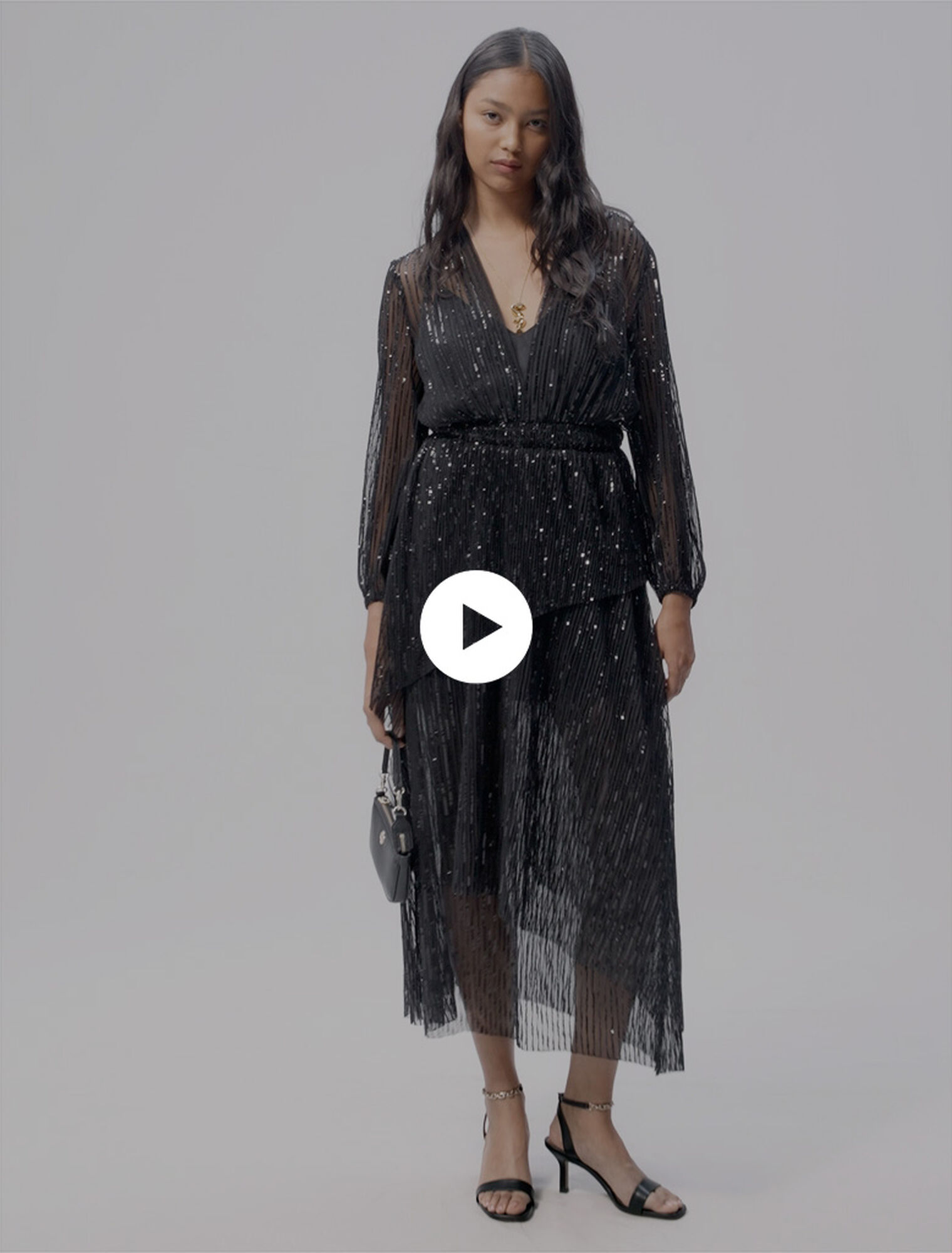 Robe longue à sequins