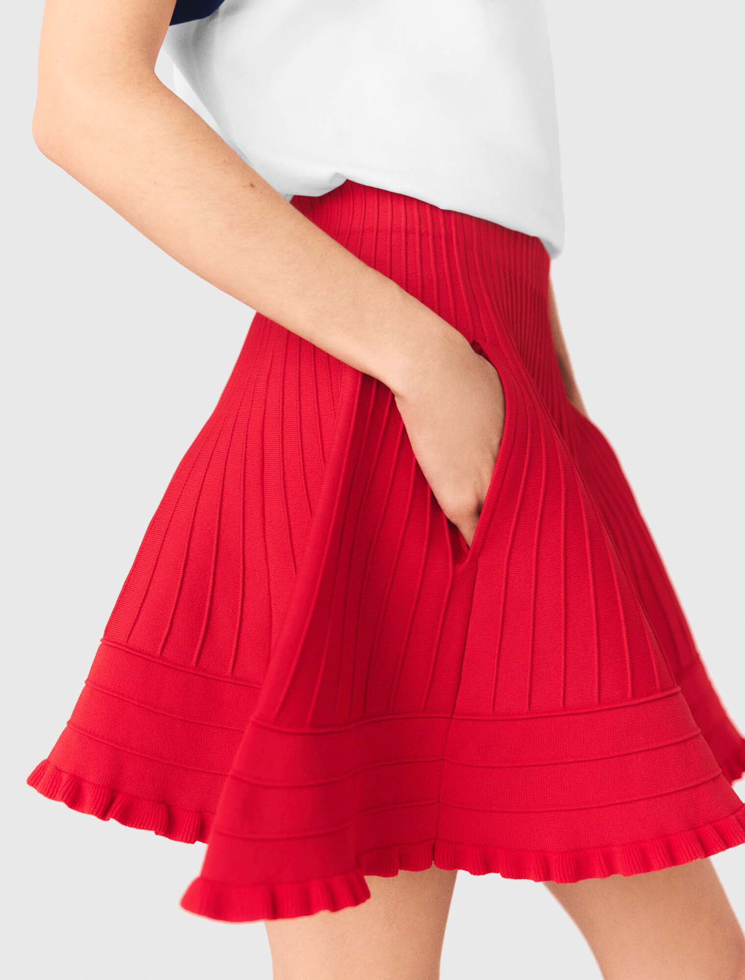 Compact knit short skirt