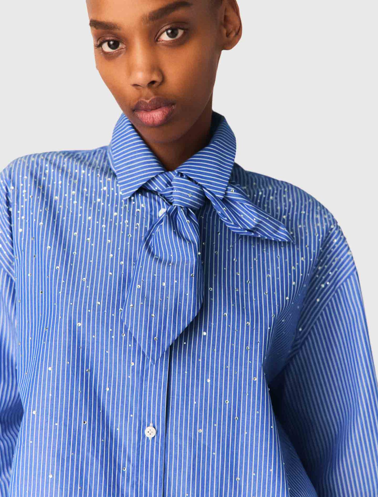 Shirt with removable handkerchief