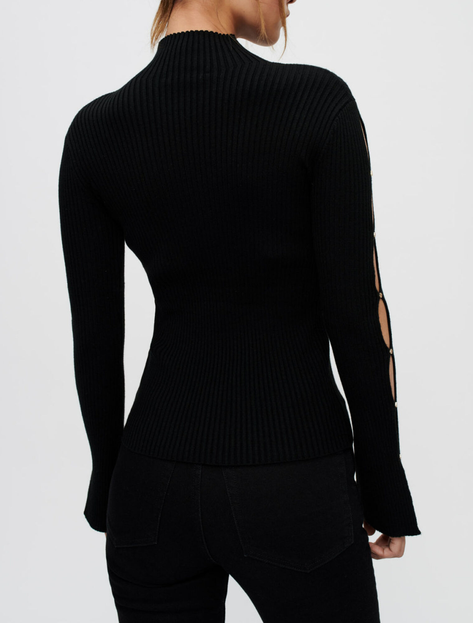 Close-fitting openwork sleeve jumper