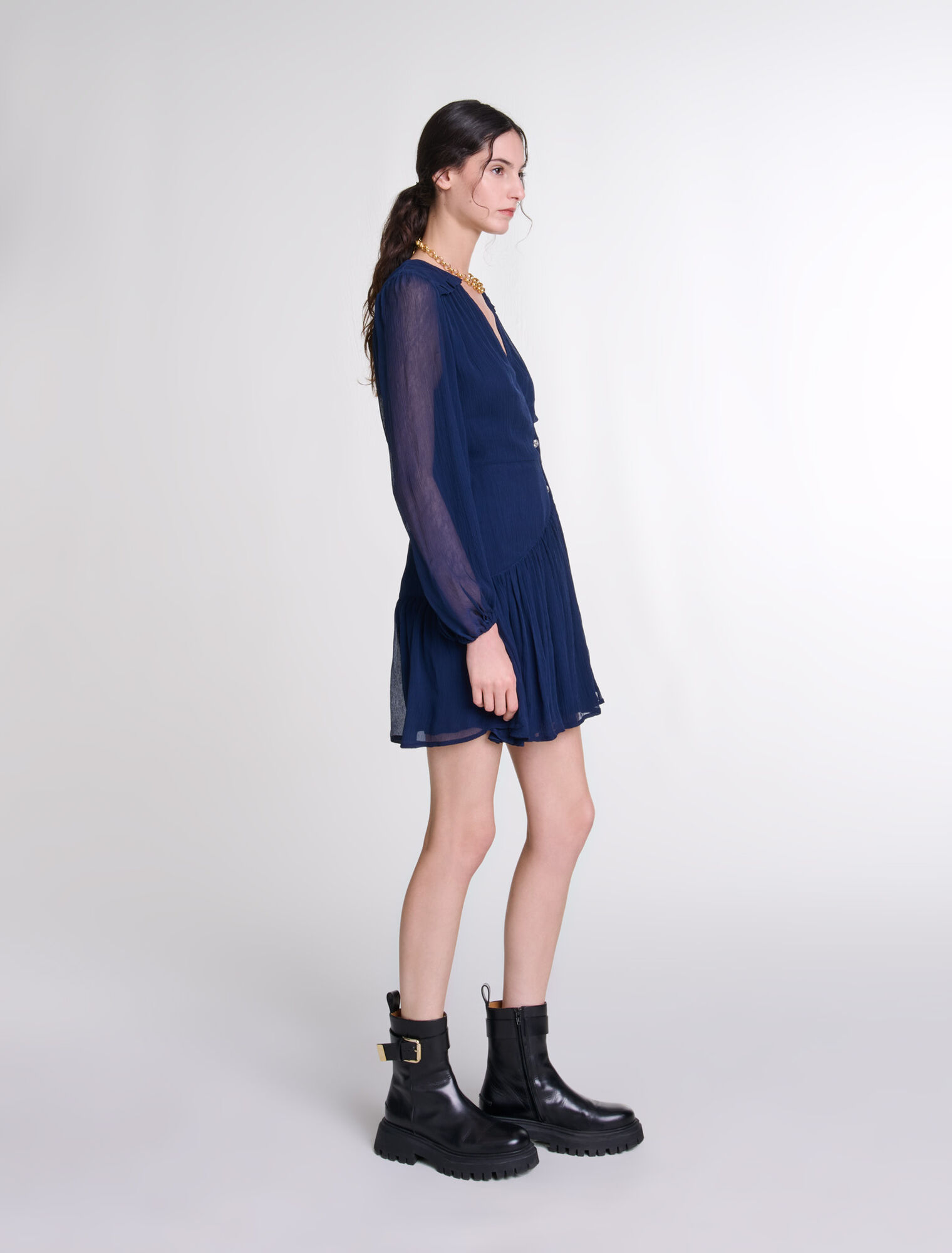 Robe courte volantée