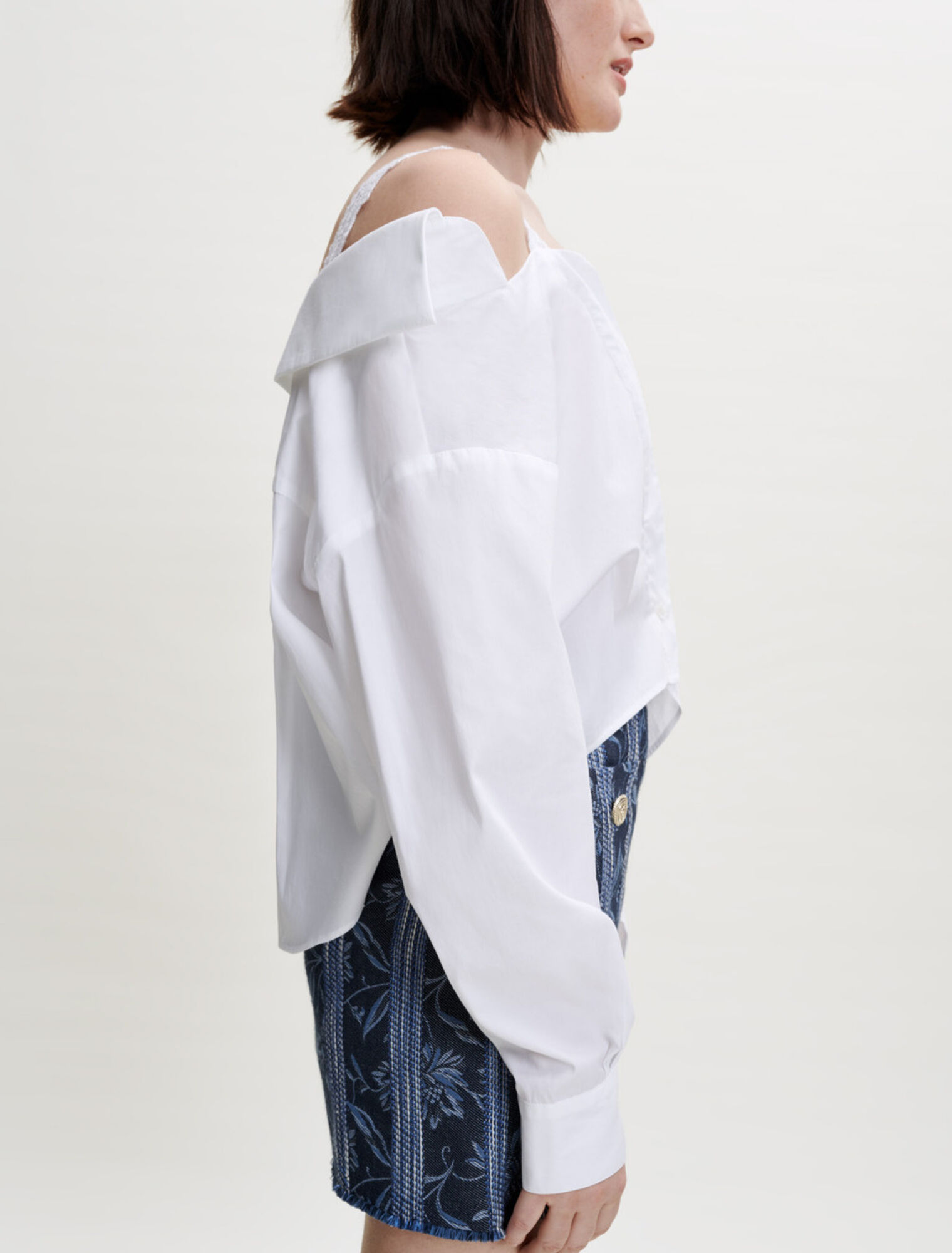 Chemise en trompe l'œil avec dentelles