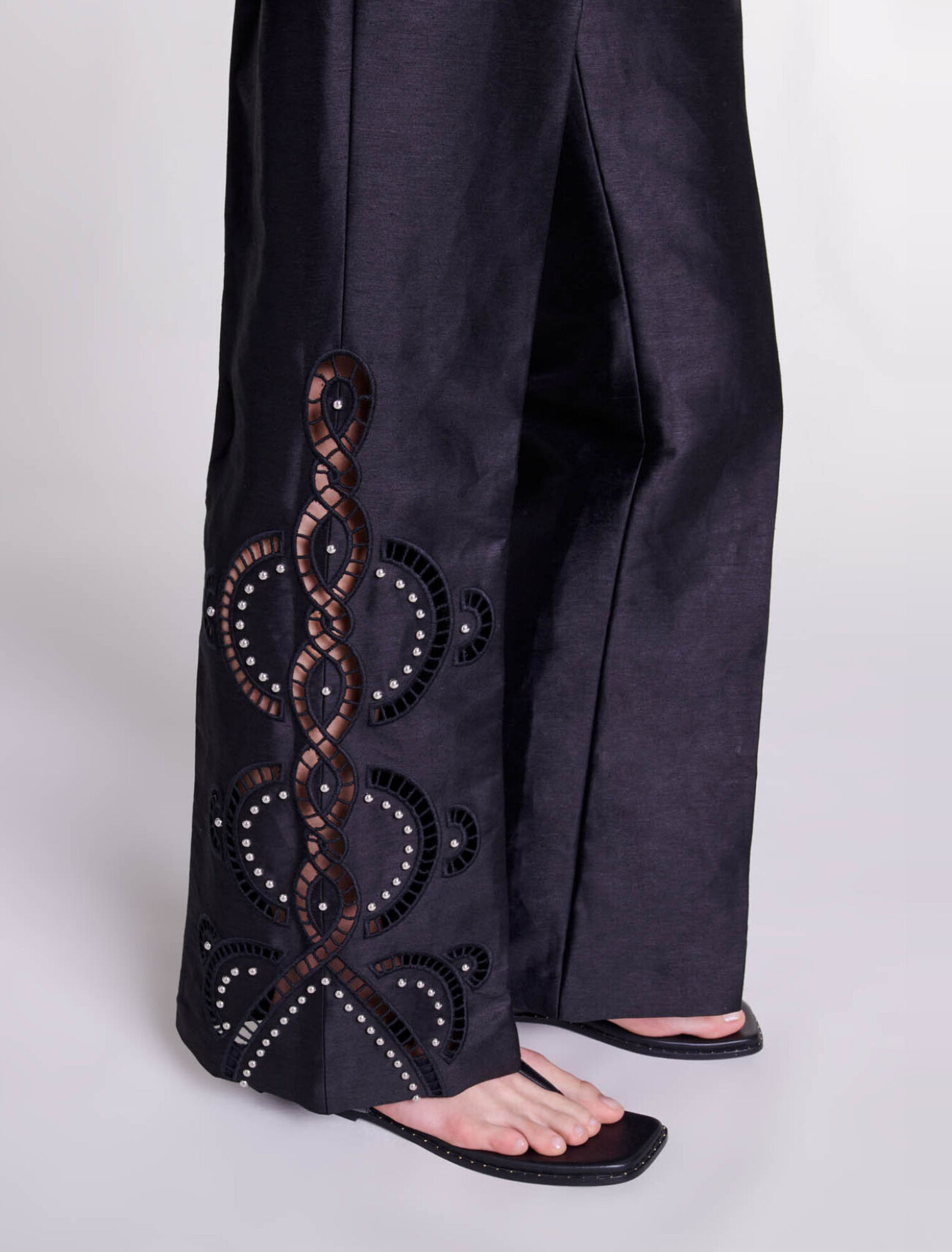 Pantalon évasé ajouré