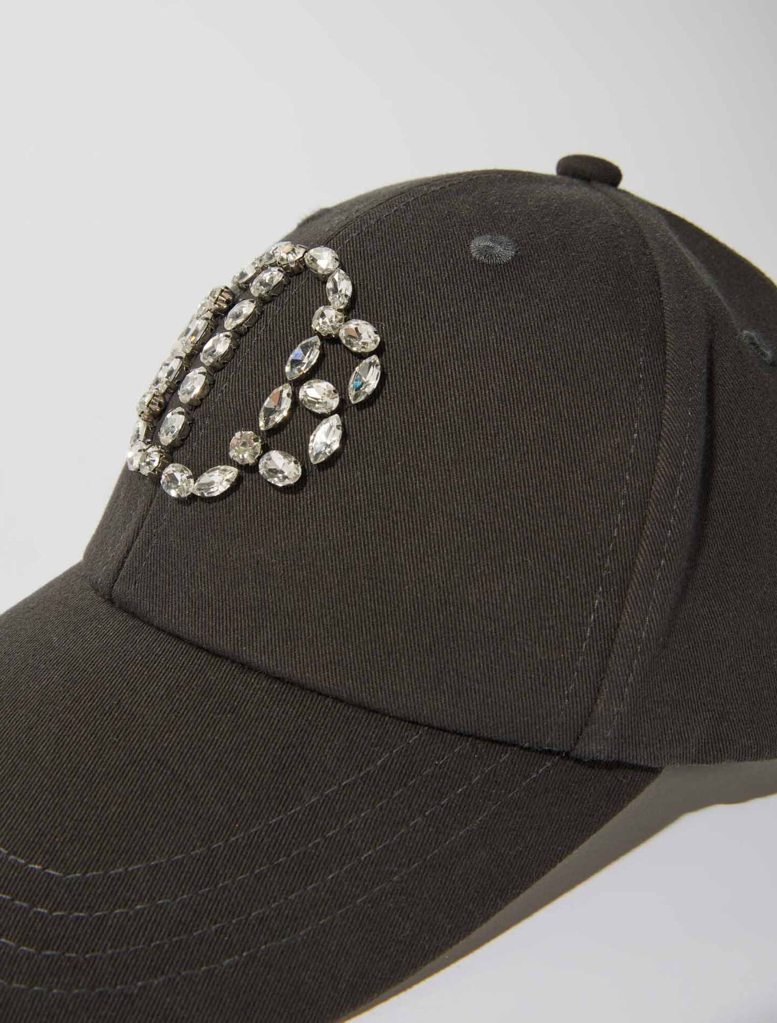 Clover rhinestone cap