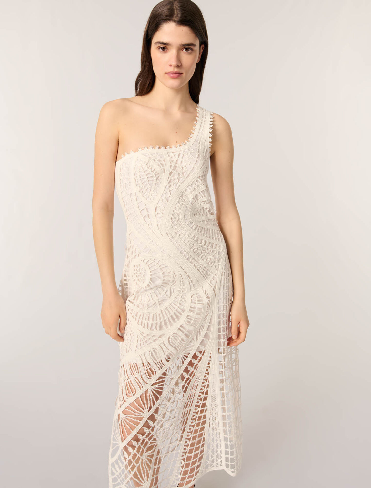 Robe longue asymétrique en crochet