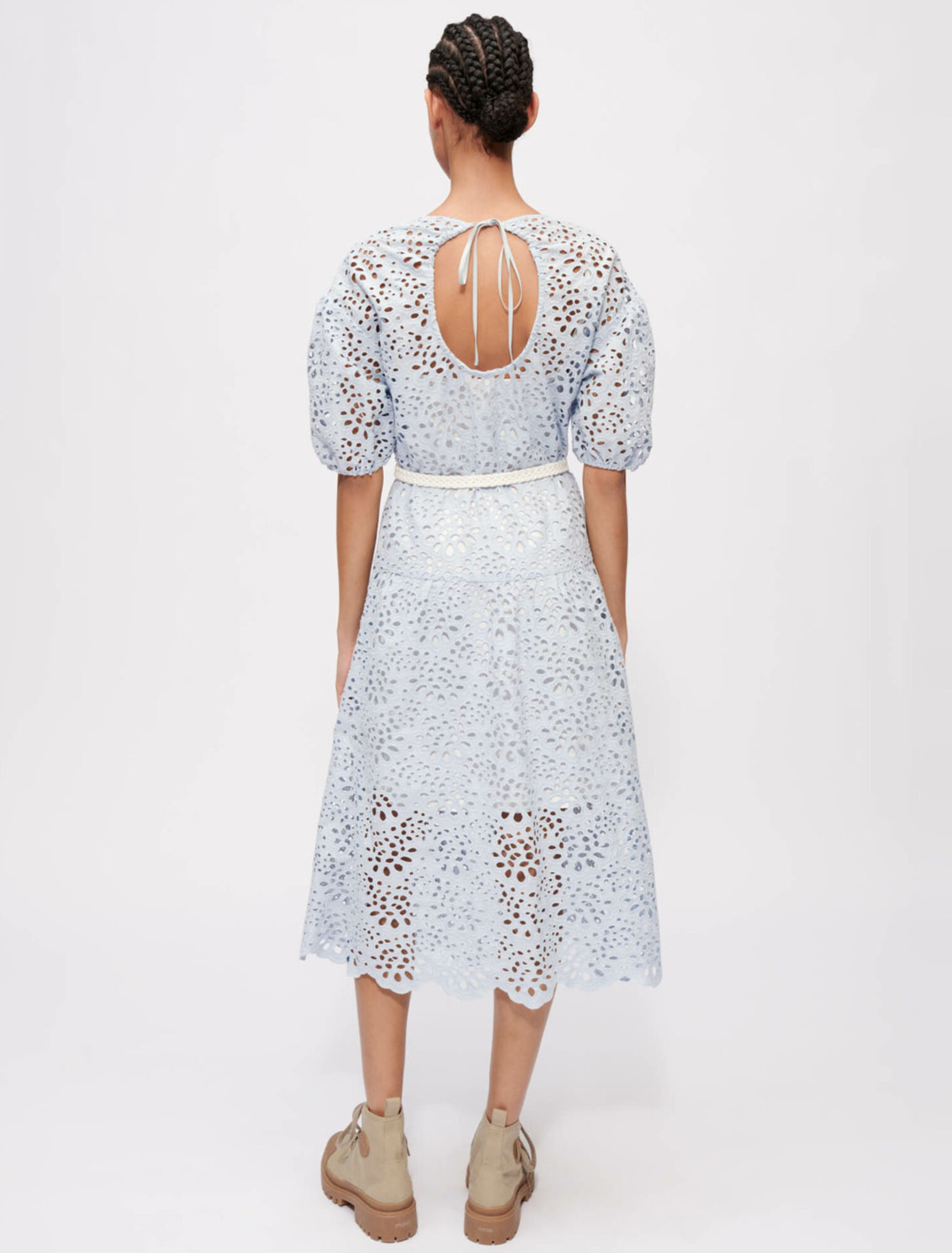 Robe en guipure dos nu