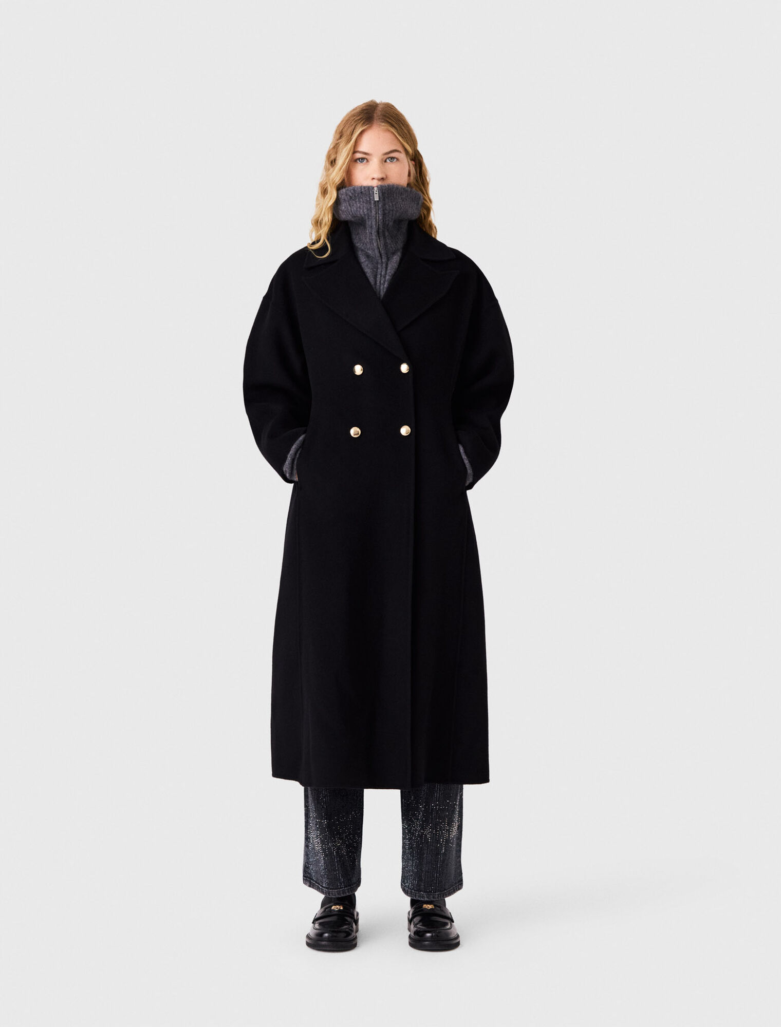 Manteau long crois&eacute; en laine