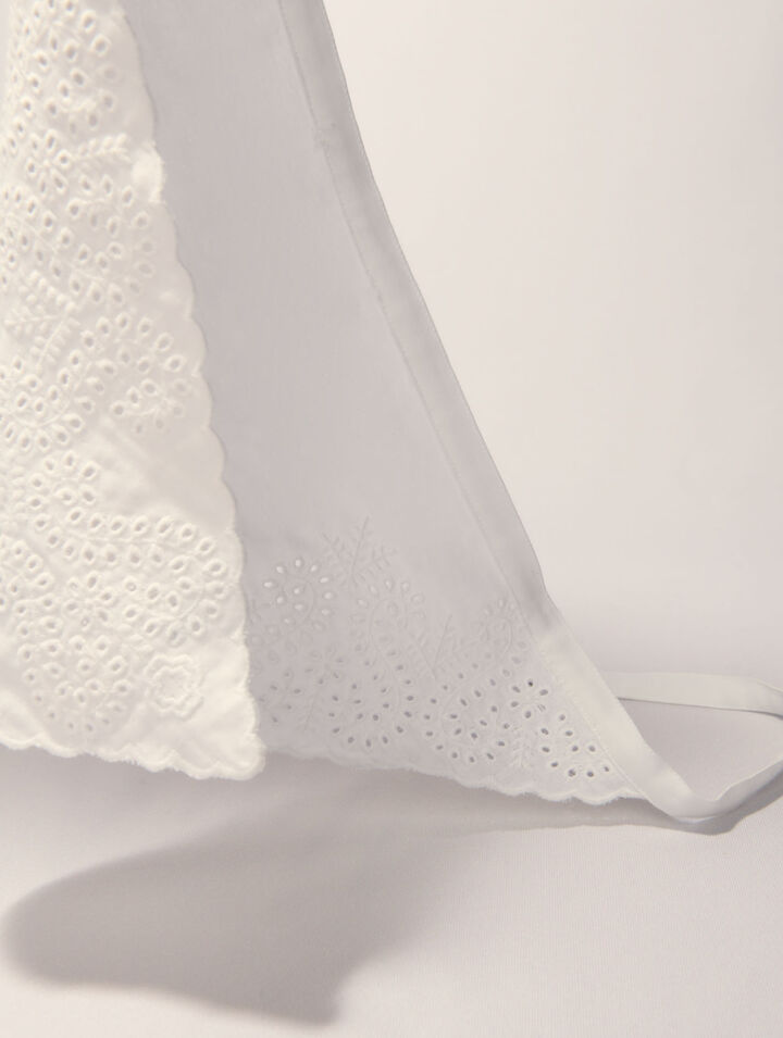 Foulard triangle à nouer