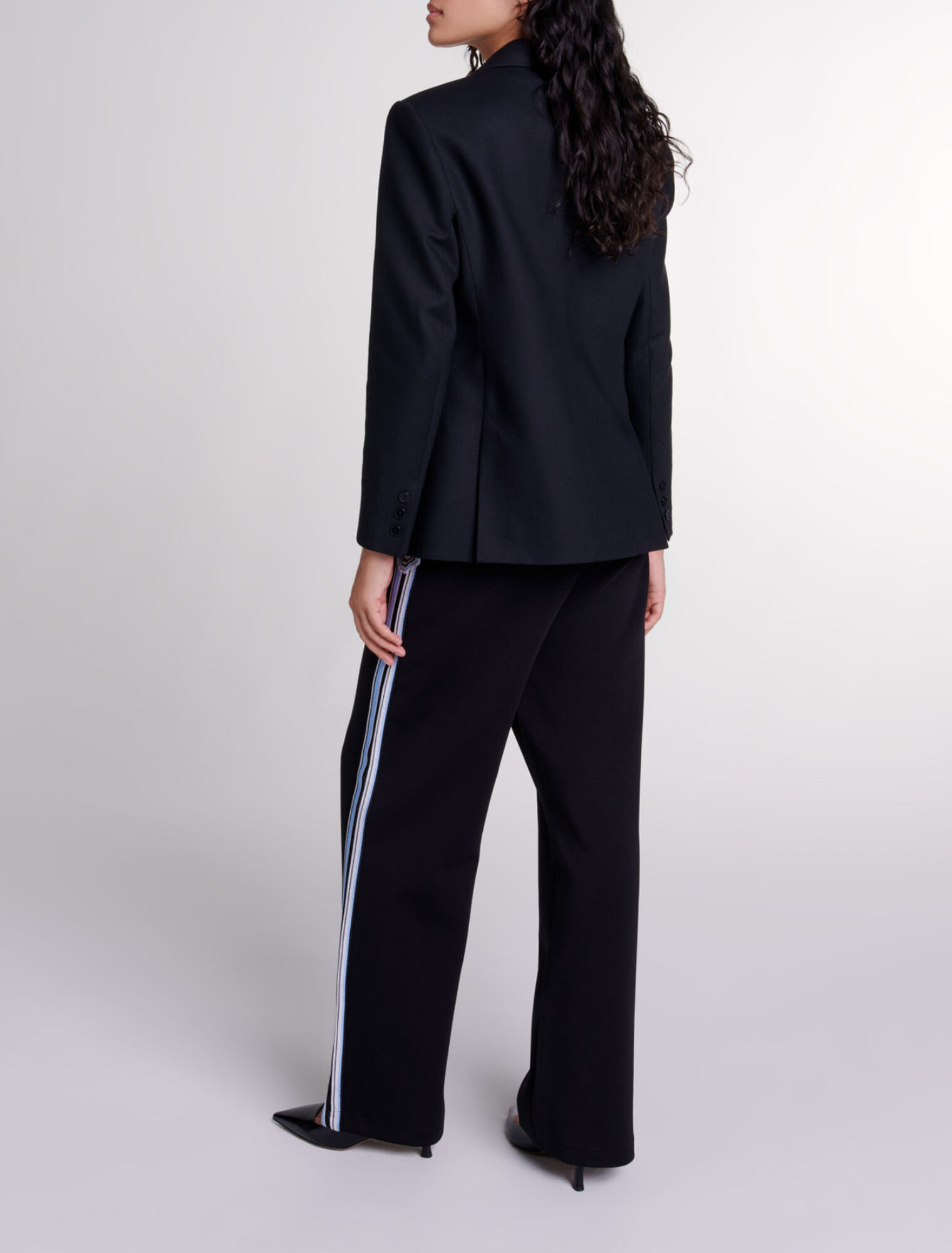 Embroidered suit jacket