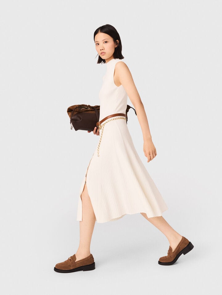 Robe cotelée avec fente latérale