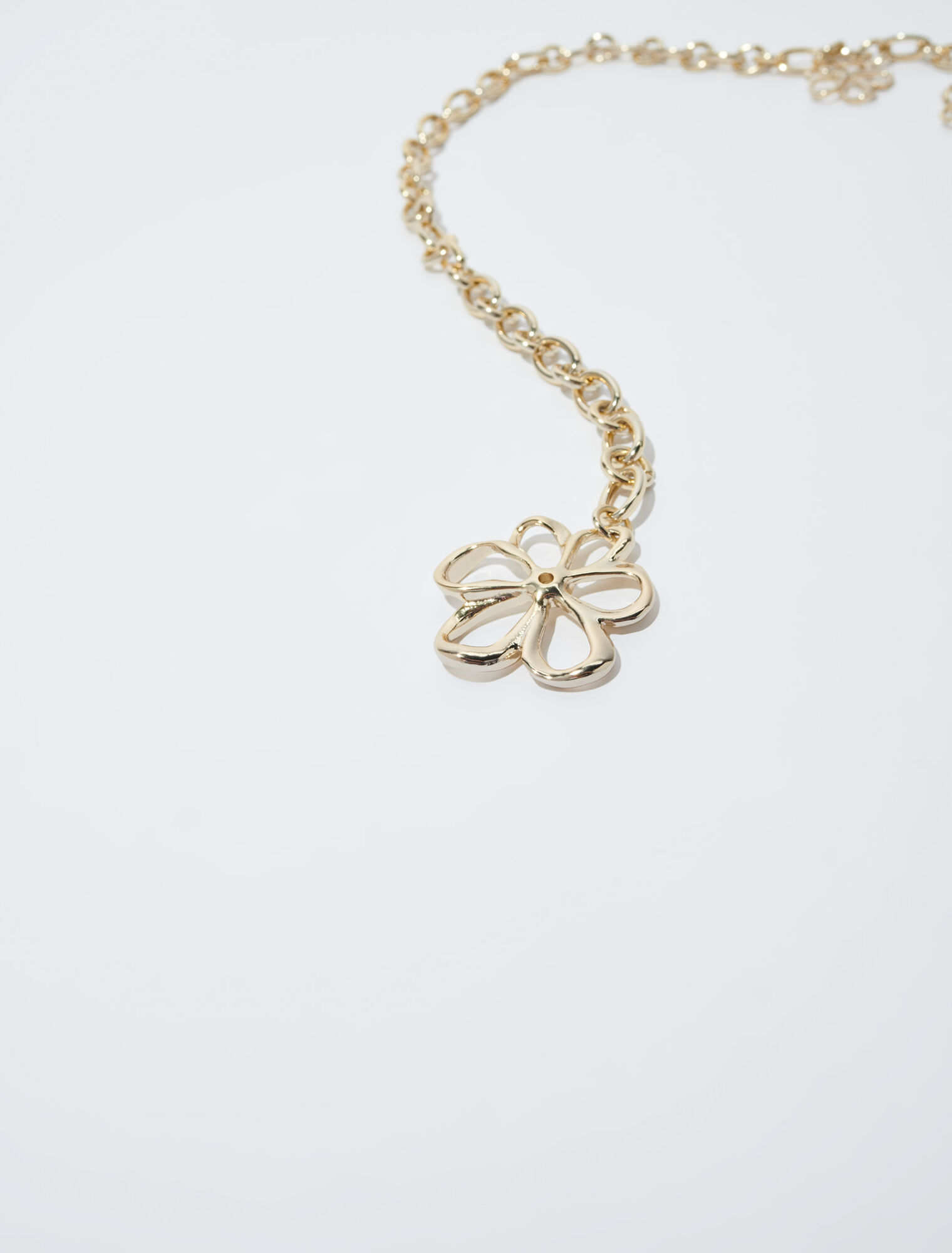Ceinture chaîne ornée de fleurs