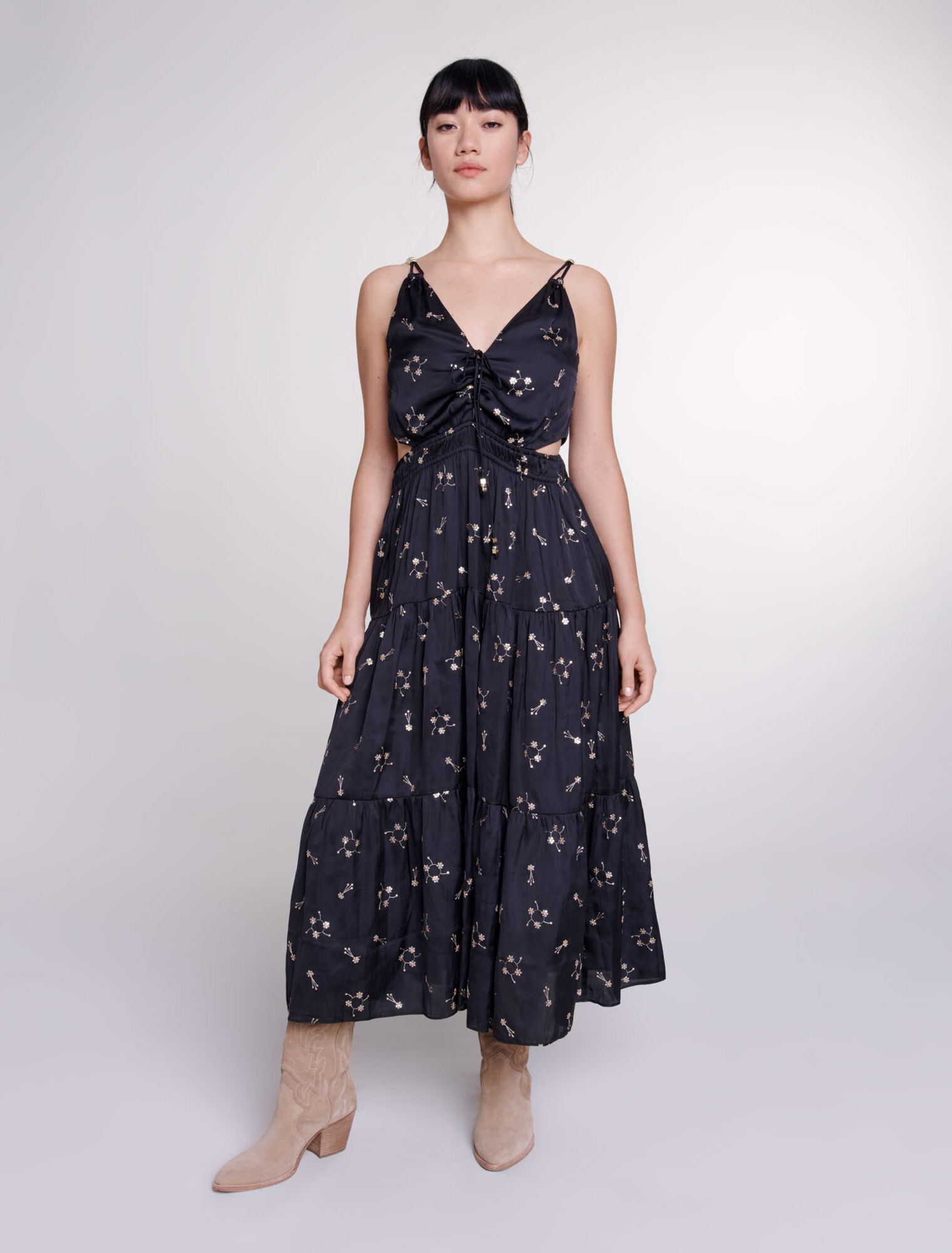 Robe longue brodée à sequins