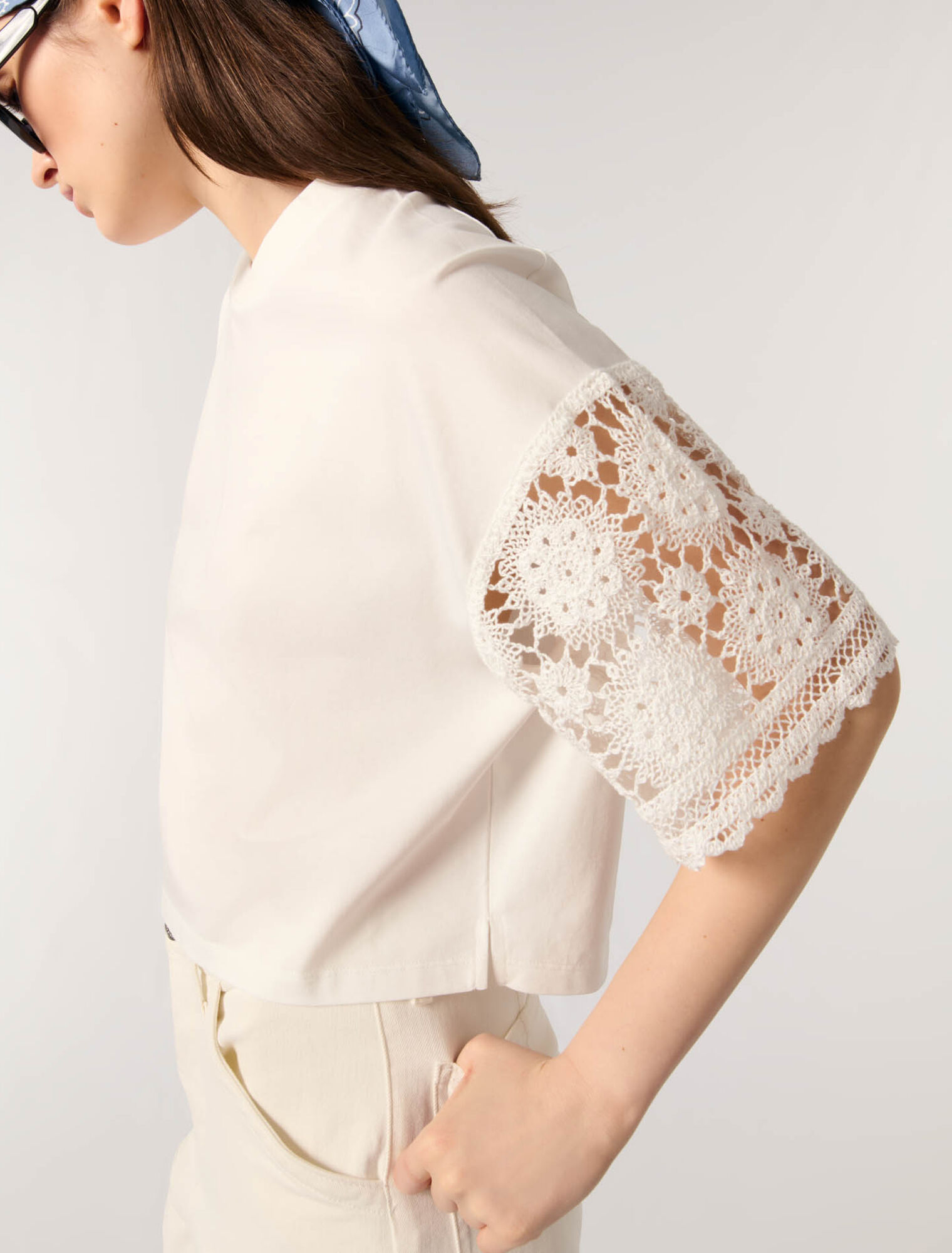 Tee-shirt à manches en crochet