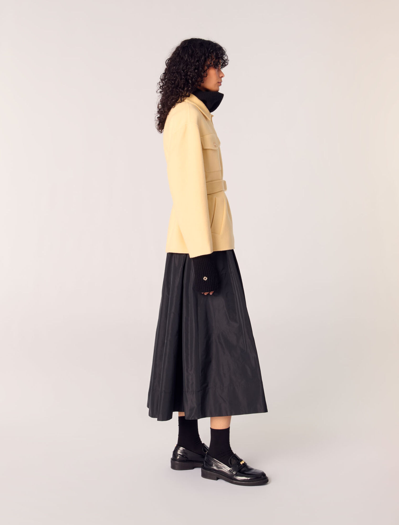 Manteau court double face ceinturé