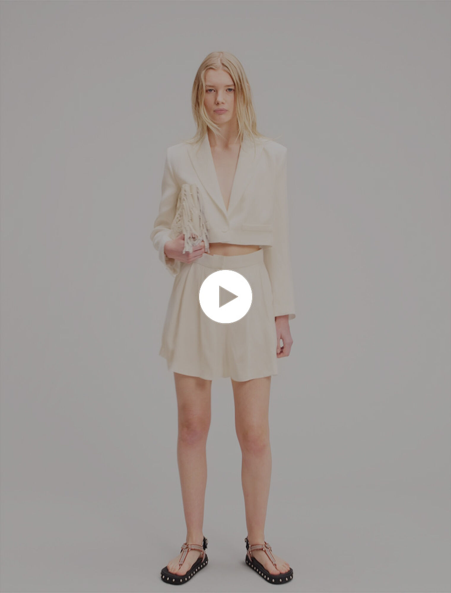 Veste de tailleur courte