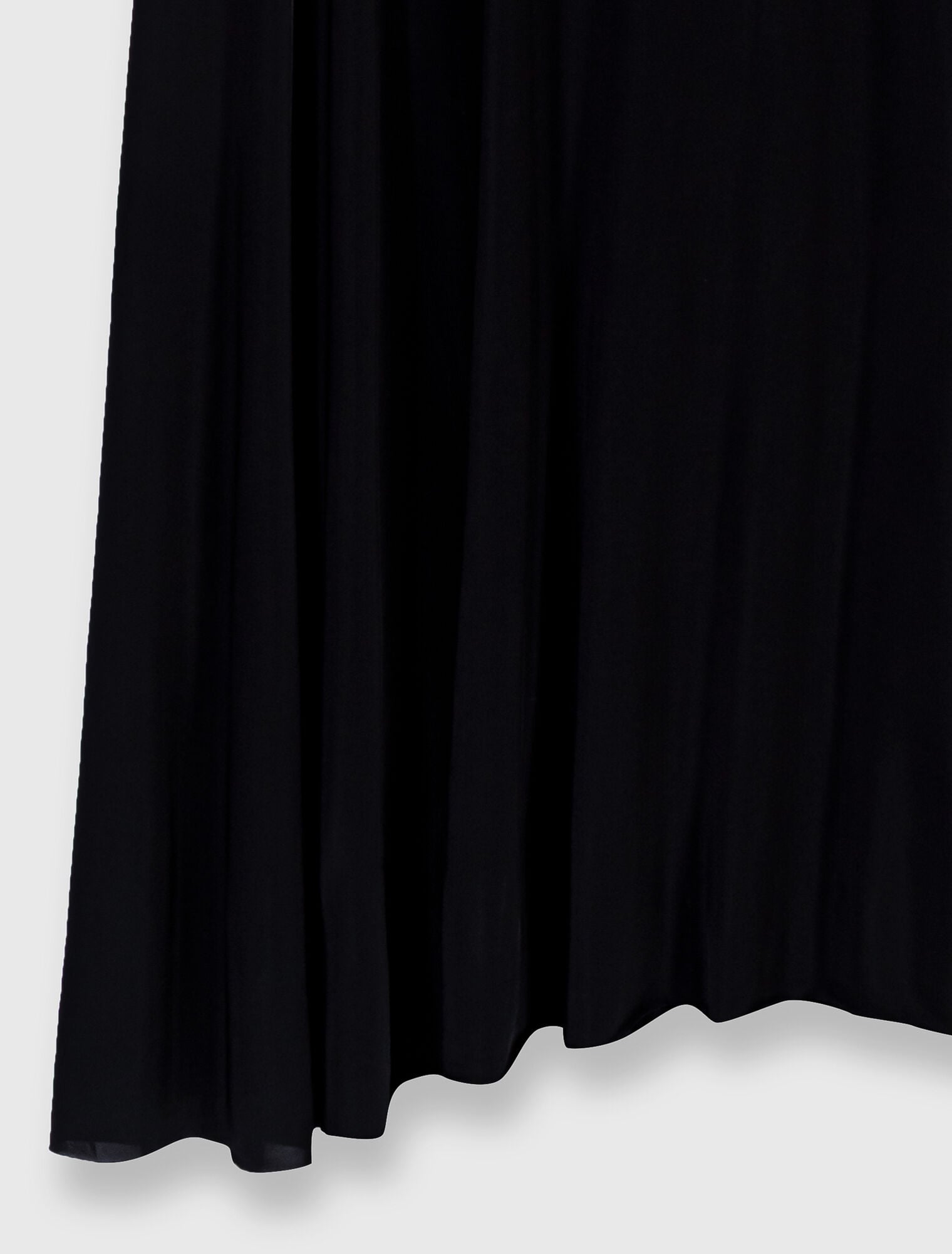 Robe longue &agrave; dos b&eacute;nitier