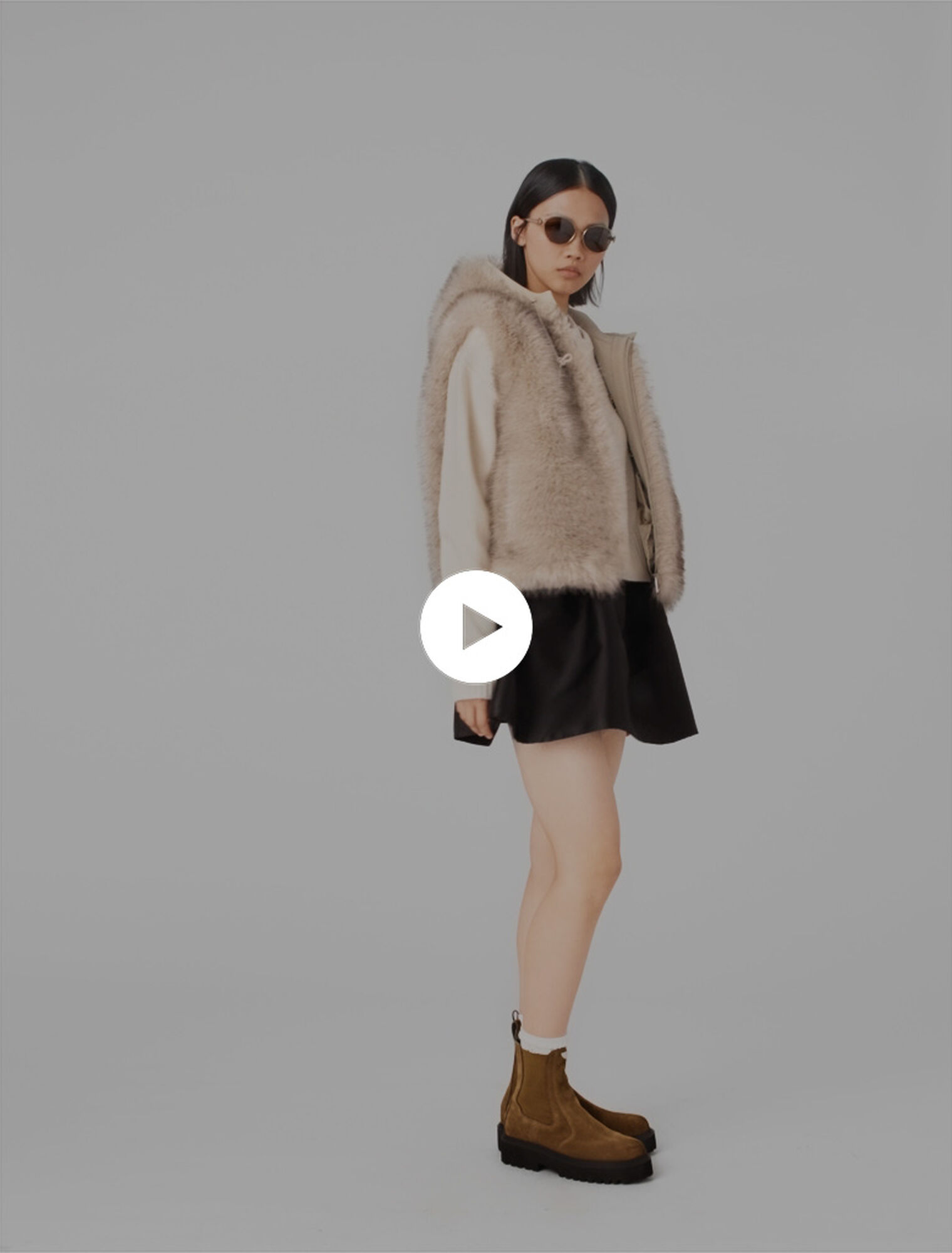 Short faux fur jacket