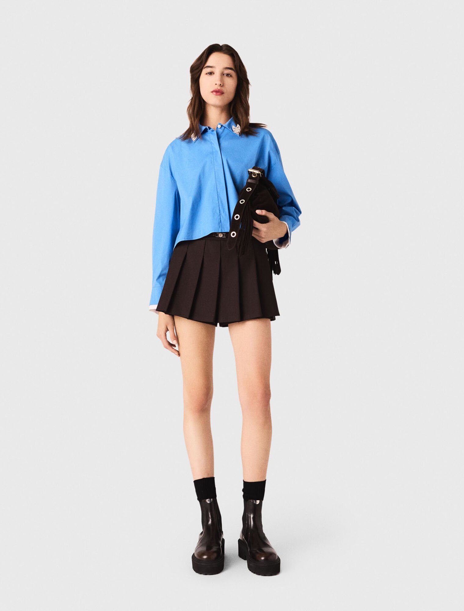 Chemise avec bijoux amovible