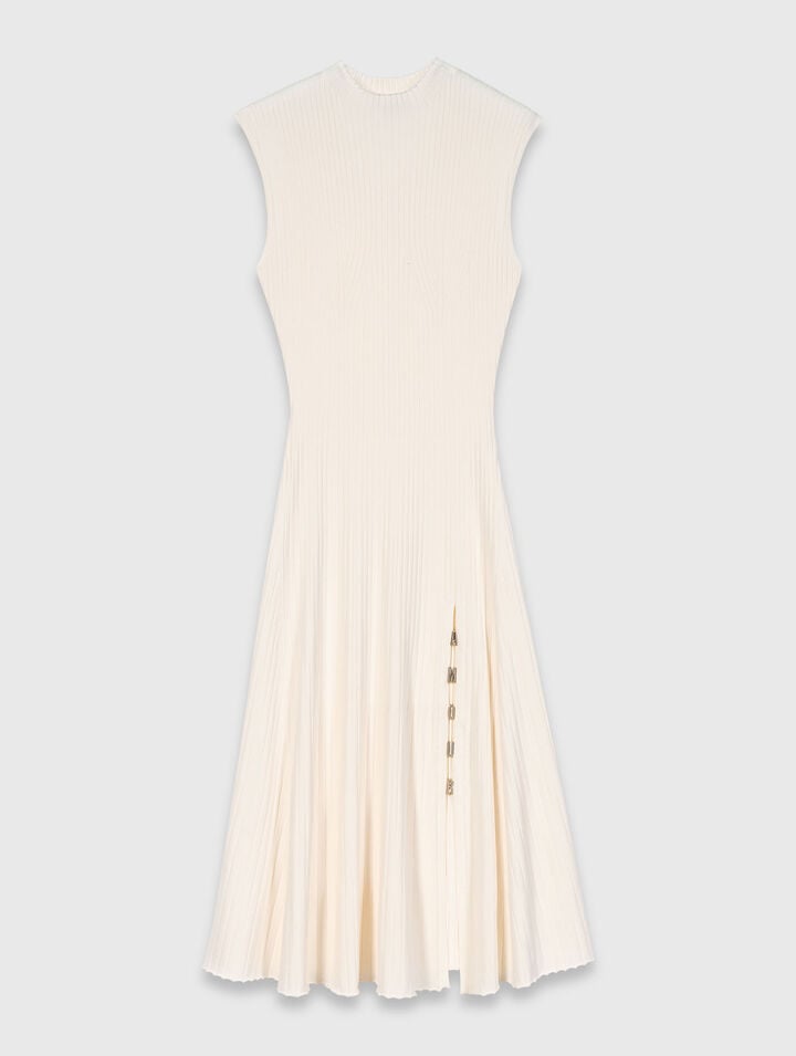 Robe cotelée avec fente latérale