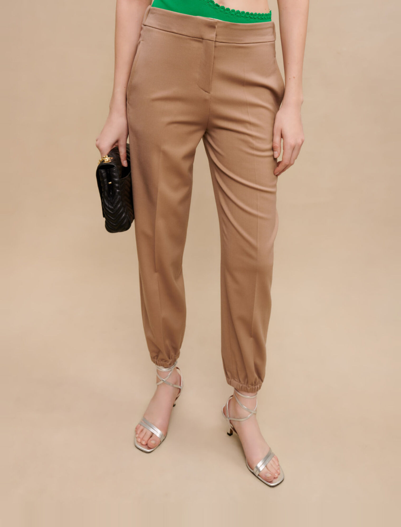 Tight ankle pants