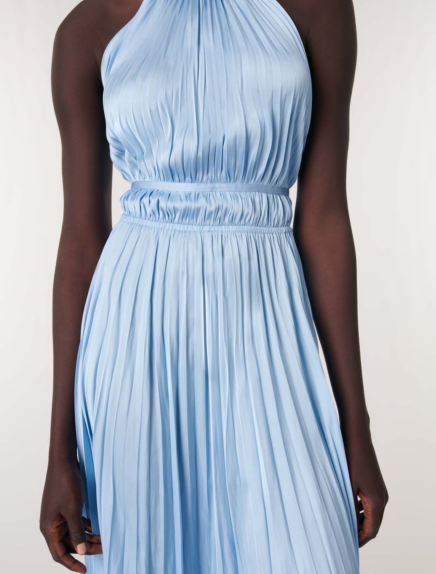 Robe longue plissée