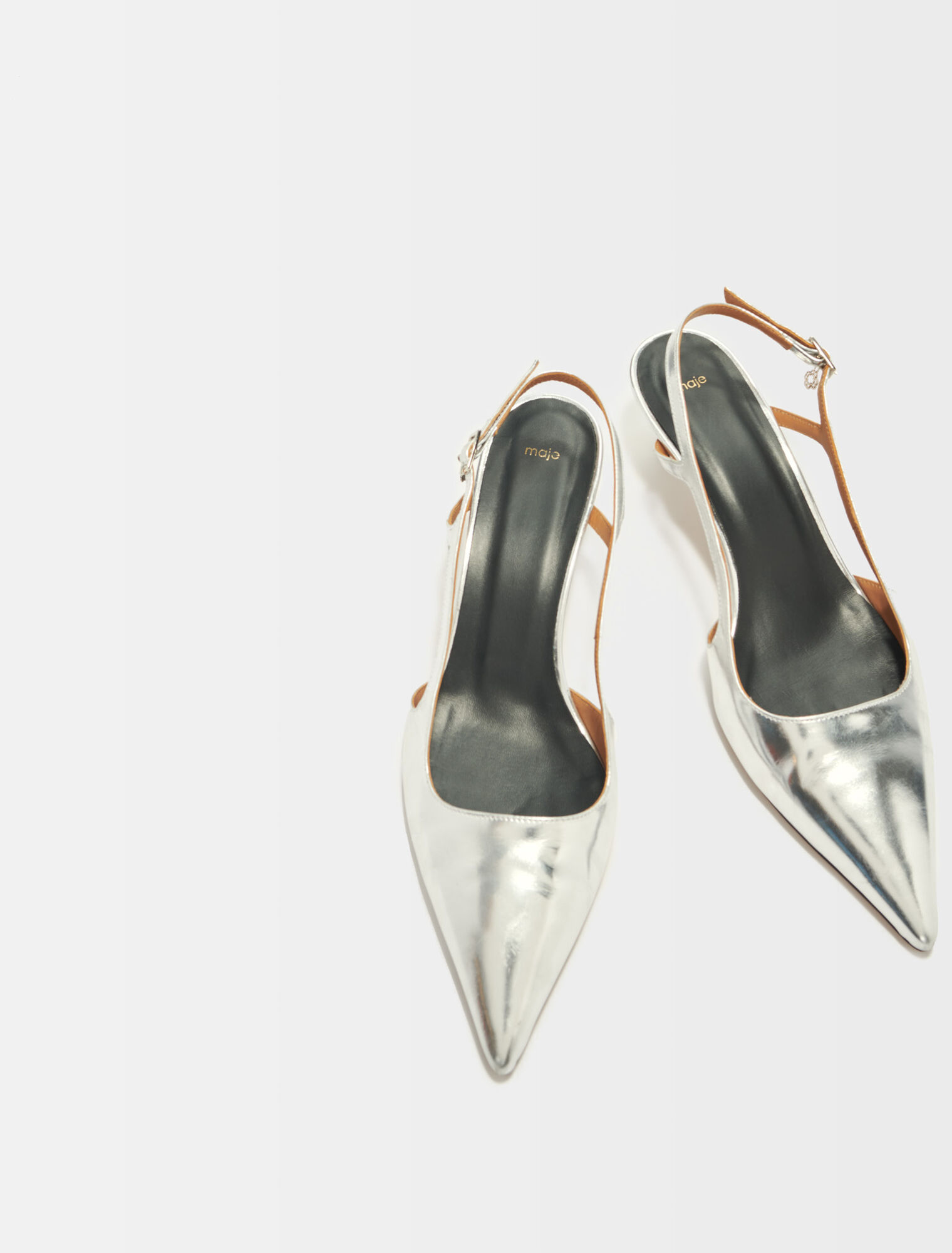 Escarpins à brides en cuir argenté
