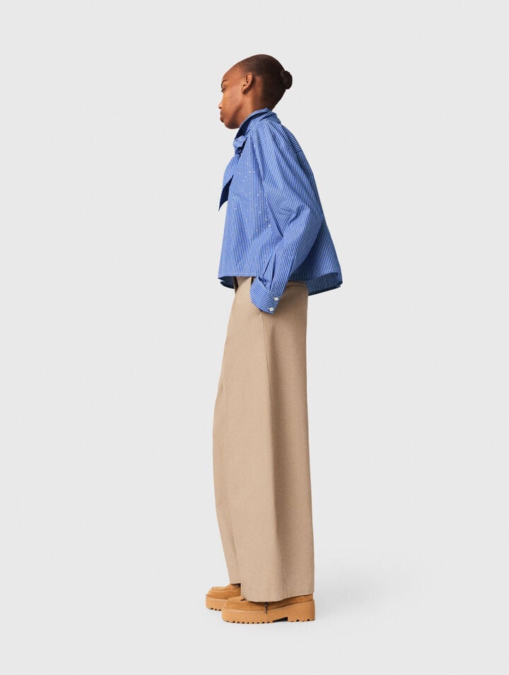 Chemise avec mouchoir amovible