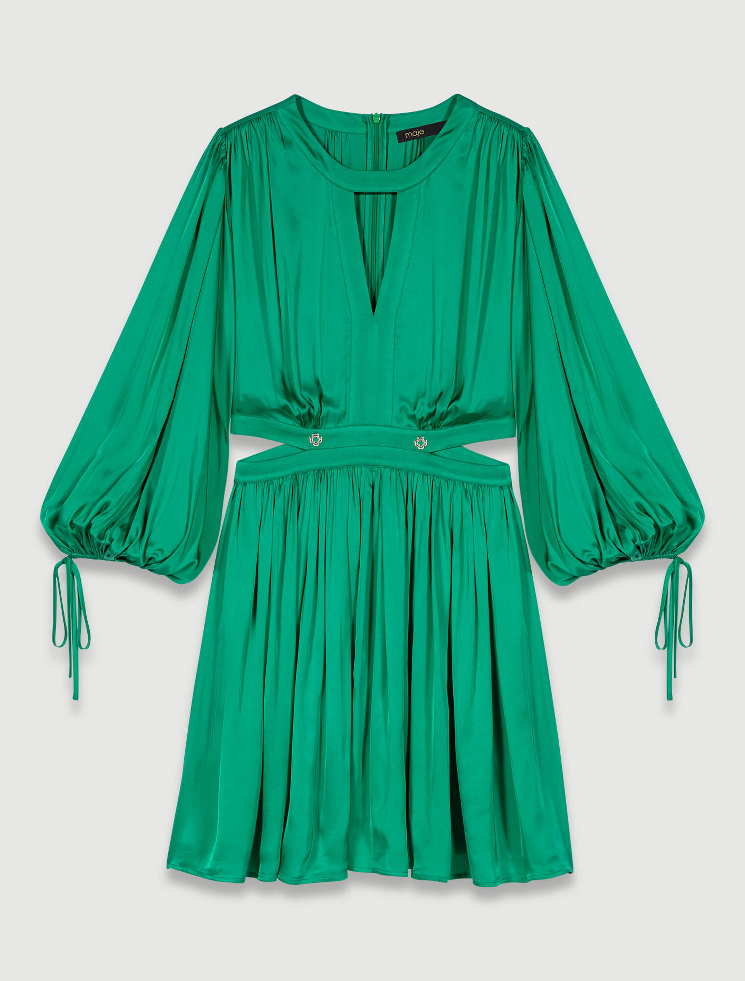 Robe courte satinée
